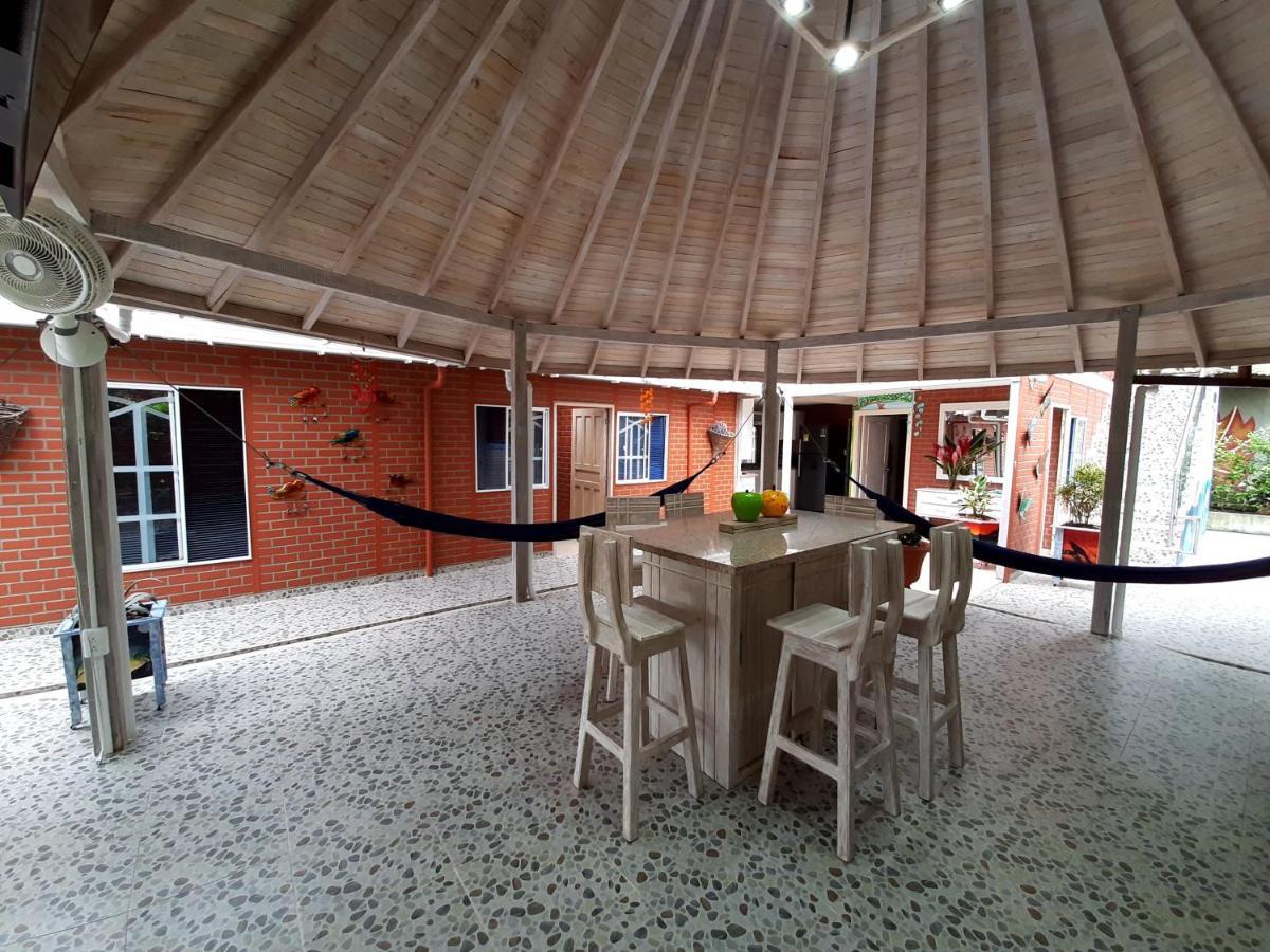 Hostal Bralgijon Capurganá エクステリア 写真