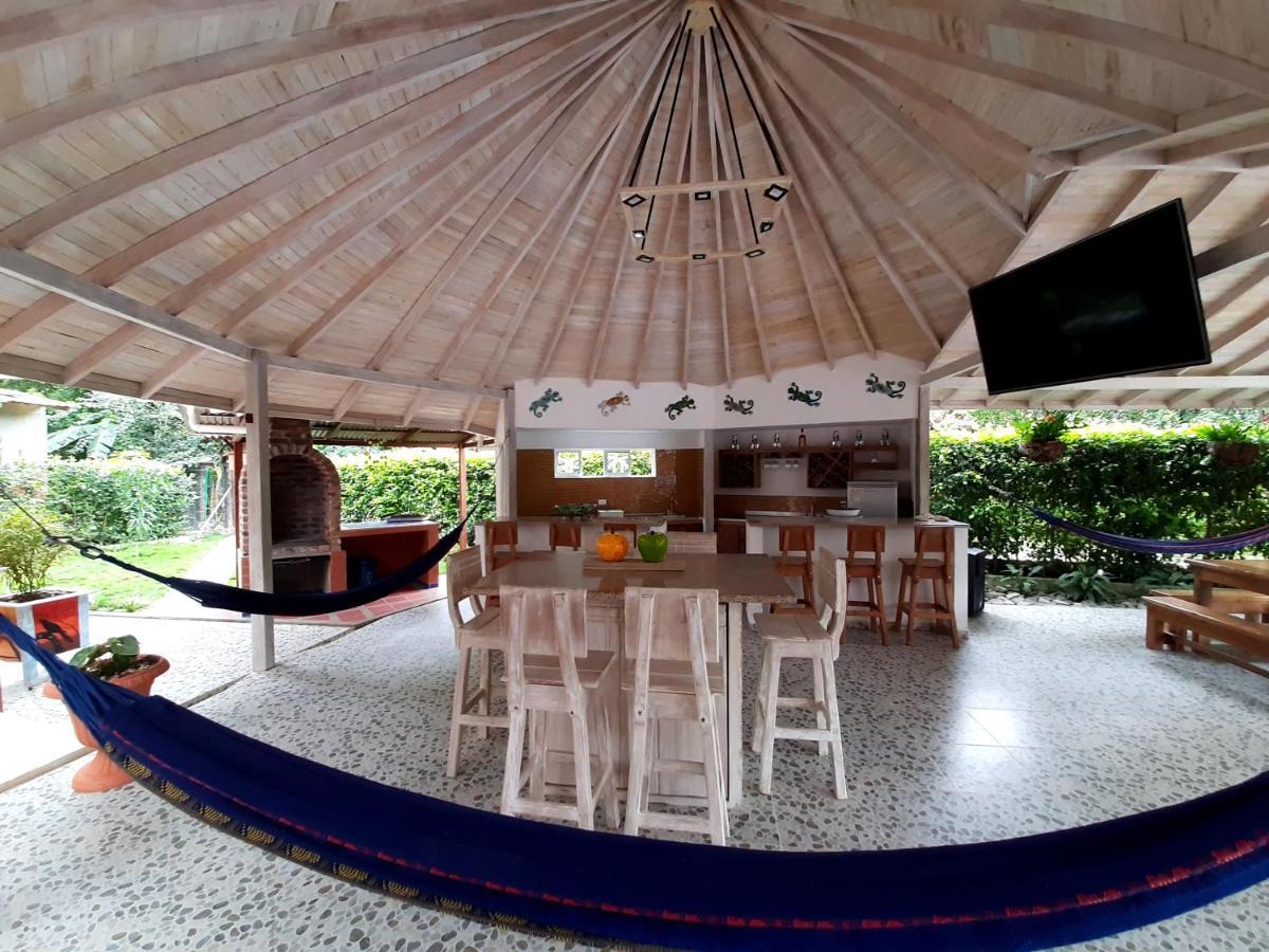 Hostal Bralgijon Capurganá エクステリア 写真