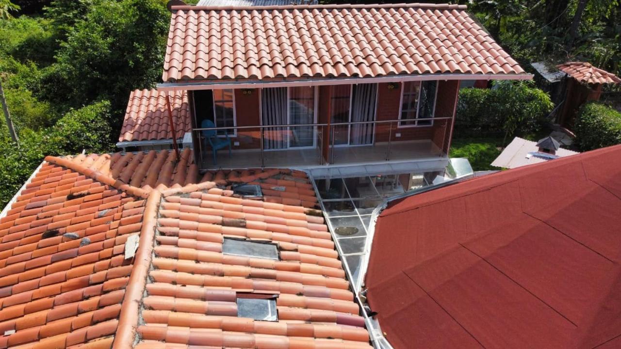 Hostal Bralgijon Capurganá エクステリア 写真